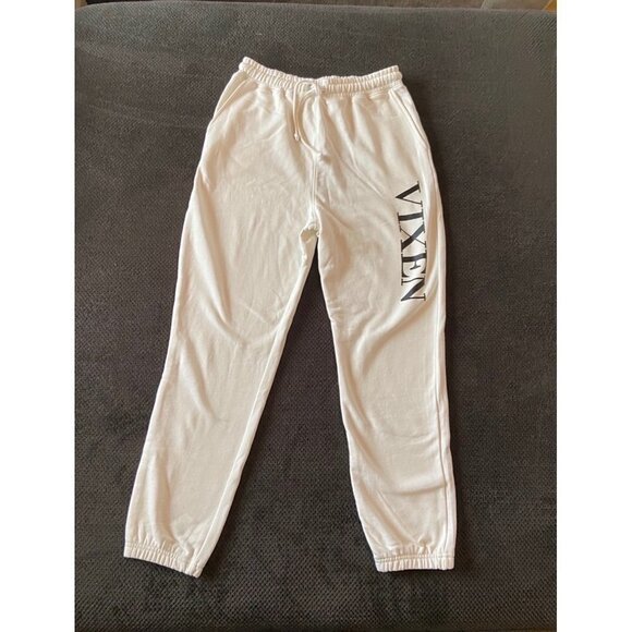 NWT Vixen Jogger size medium White Loungewear Pants - Picture 1 of 6